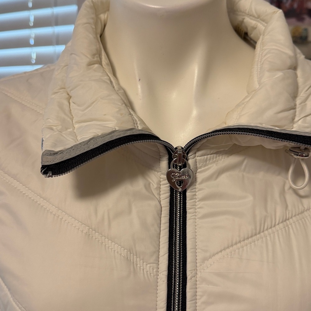 Guess White Jacket - Picture 2 of 7